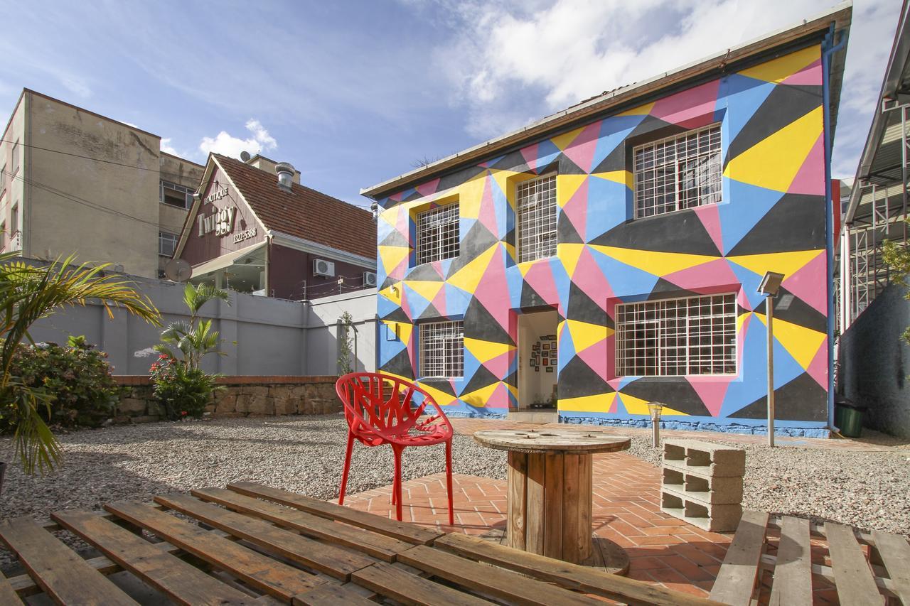 Social Hostel Cafe E Bar Curitiba Exteriör bild